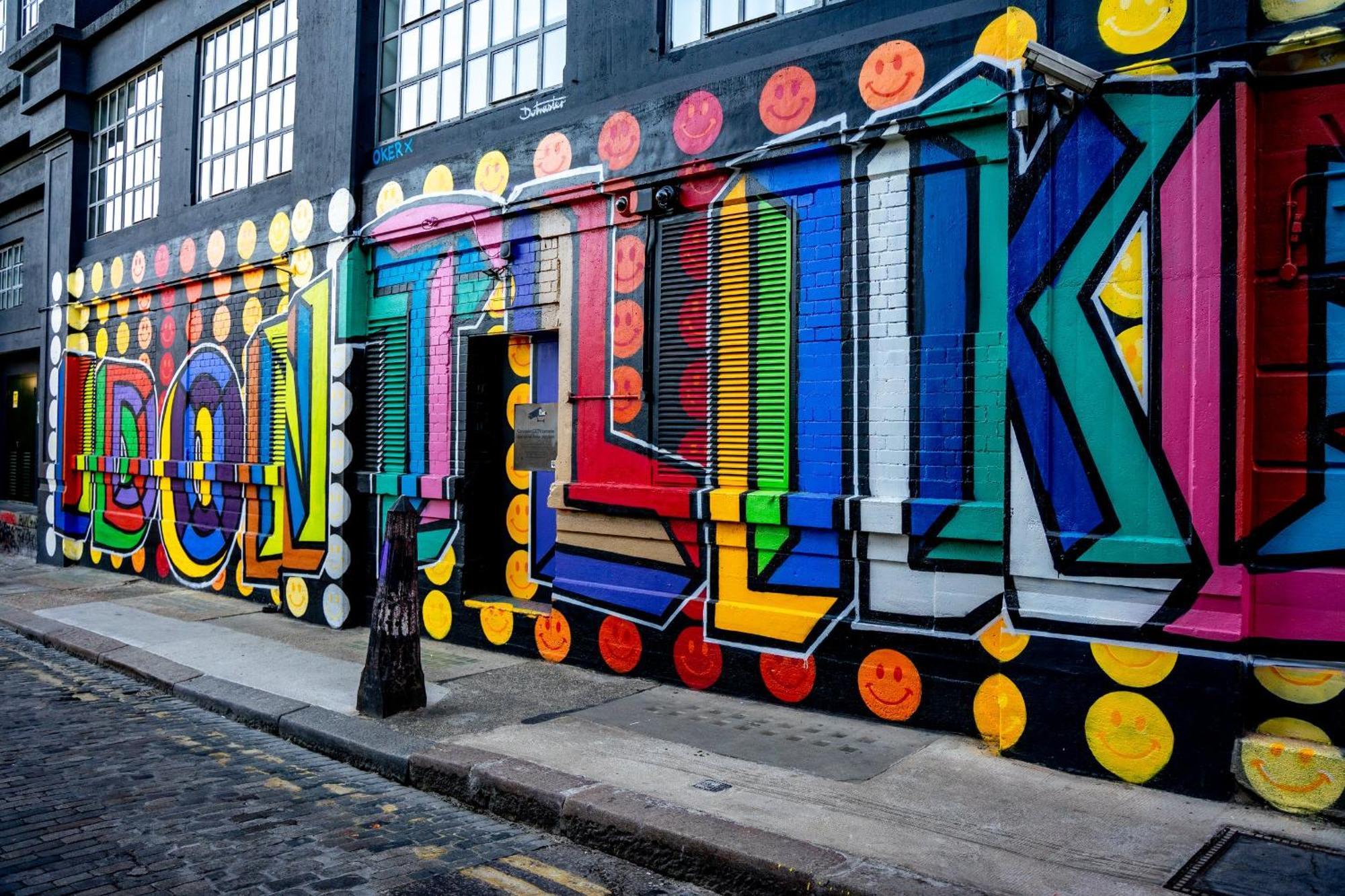Quirky 3 Bedroom Flat In Shoreditch ลอนดอน ภายนอก รูปภาพ