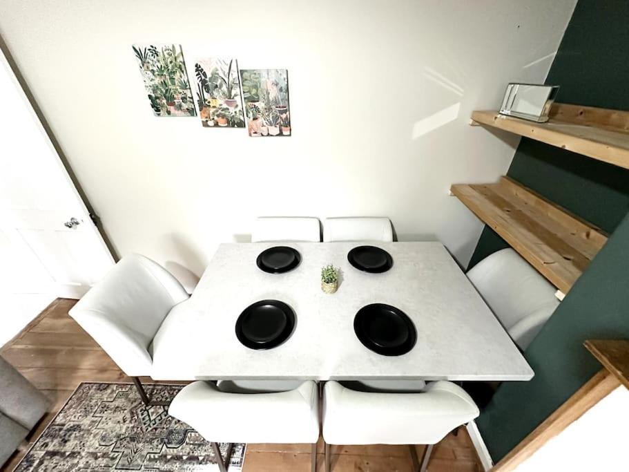 Quirky 3 Bedroom Flat In Shoreditch ลอนดอน ภายนอก รูปภาพ