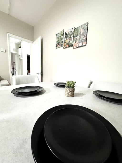 Quirky 3 Bedroom Flat In Shoreditch ลอนดอน ภายนอก รูปภาพ