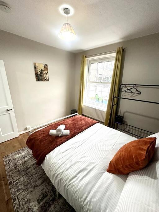 Quirky 3 Bedroom Flat In Shoreditch ลอนดอน ภายนอก รูปภาพ