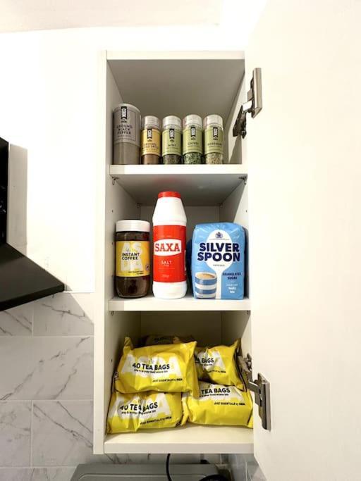Quirky 3 Bedroom Flat In Shoreditch ลอนดอน ภายนอก รูปภาพ