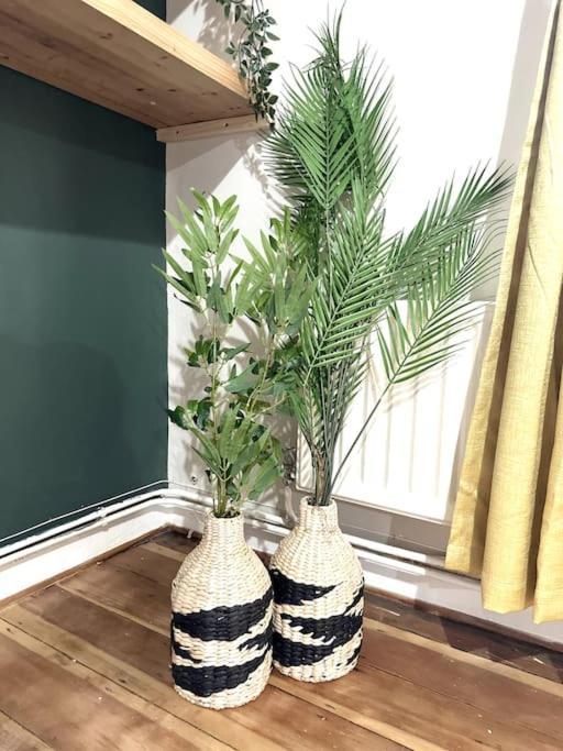 Quirky 3 Bedroom Flat In Shoreditch ลอนดอน ภายนอก รูปภาพ